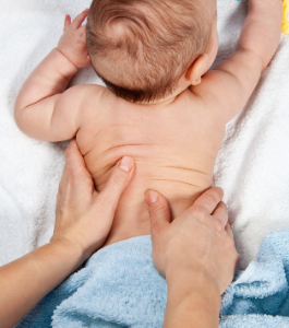 Kūdikių masažas 5 procedūros